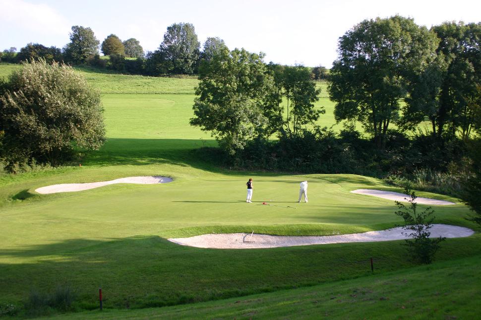 Golf Henri-Chapelle - Henri-Chapelle - joueurs sur le terrain