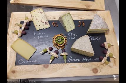 Discovery of the cheese dairy Les saveurs du Pays de Marche