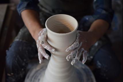 Atelier et démonstration de poterie.
