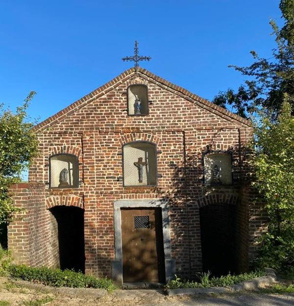 Chapelle Notre Dame de Lorette Sauvenière Amandine Couvreur (2)