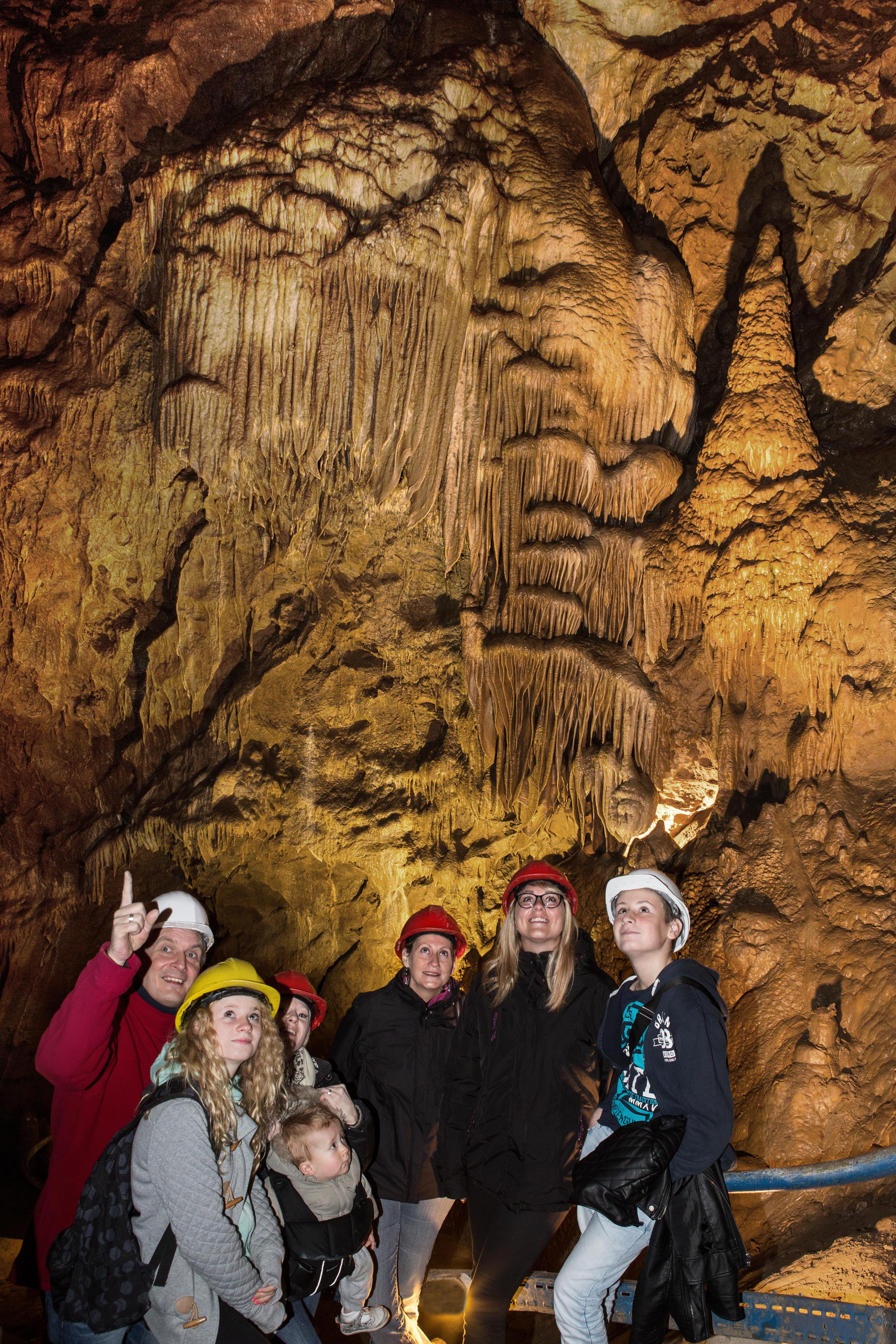 L'été des découvertes - en famille à la Grotte de Comblain !