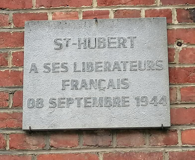 Plaque commémorative de la libération de Saint-Hubert