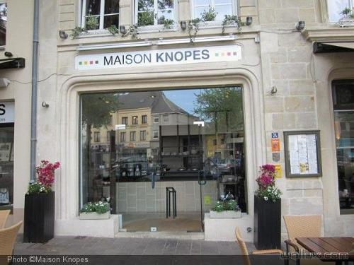 Maison Knopes